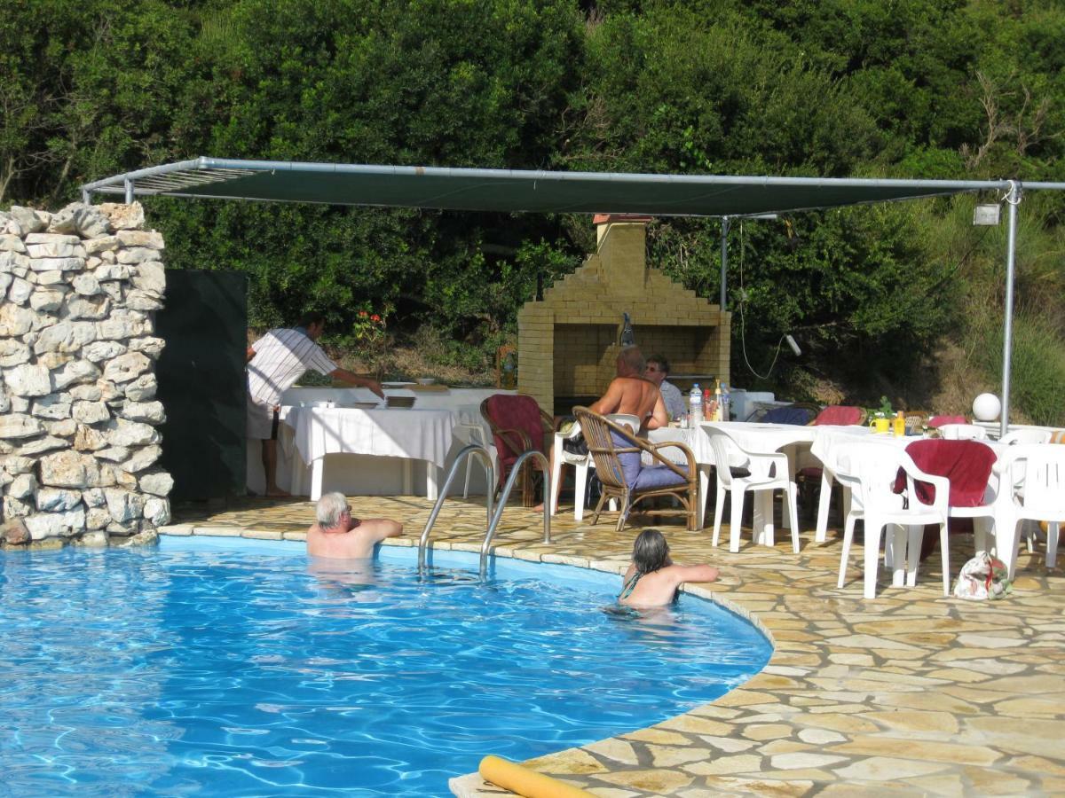 Angela Apartments Pool Gardens And Sea Views Agios Stefanos Avliotes  Exterior foto